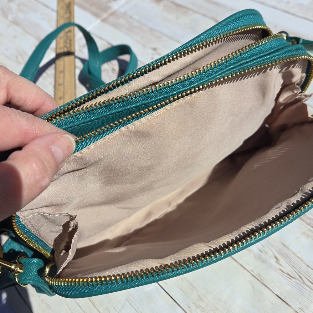 Green Crossbody Purse Teal Faux Leather Gold Hardware Double Zip Small Bag - Picture 8 of 16